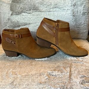 G. H. Bass & Co Women’s Brown Ankle Boots